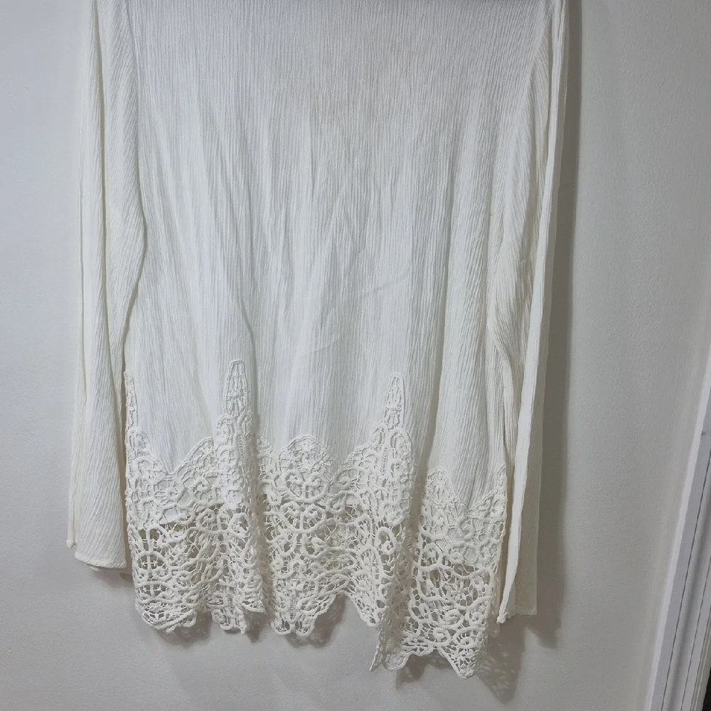 Cato Womens XL Cream Lace Trim Blouse With Flowing Sleeves - Picture 4 of 14